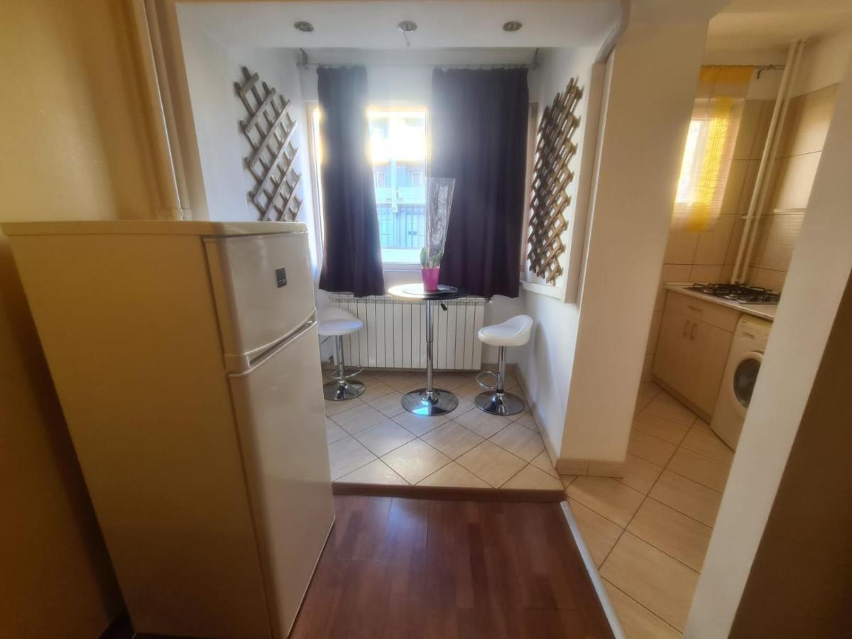 Studiolut_1 Apartment Bucharest Luaran gambar
